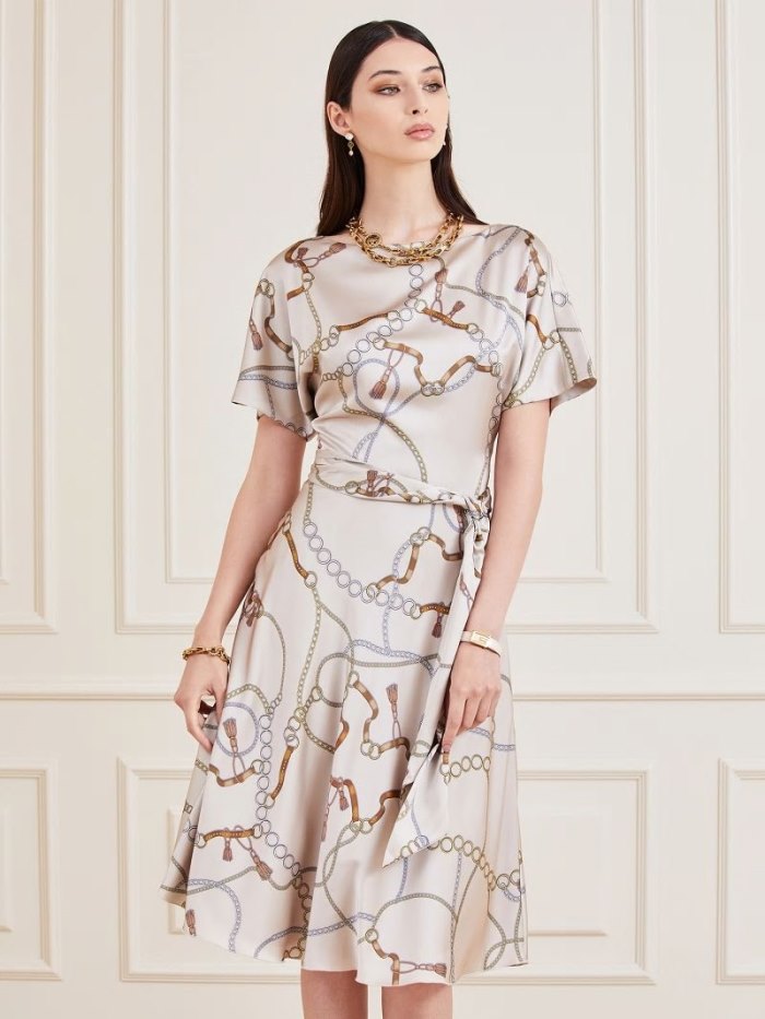 Női Guess Marciano All Over Print Ruha Krém | HU-821284